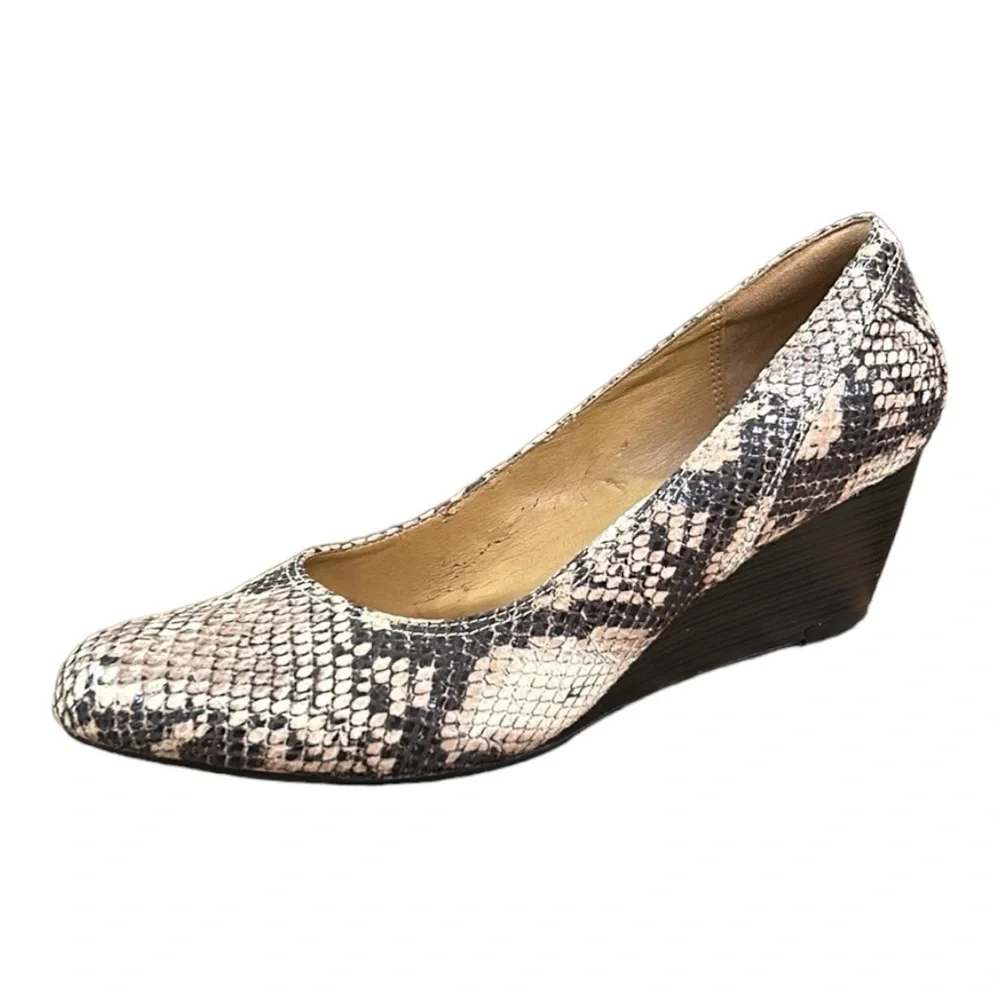 Clark's Collection Soft Cushion Beige & Brown Snake Print Brielle Wedge Pumps 9